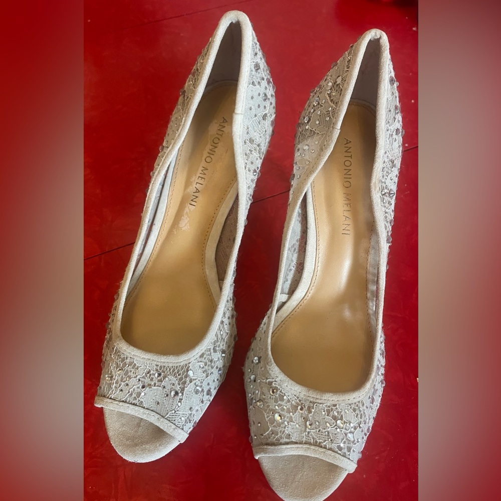 Antonio Melani 7.5 Shoes Pumps Heels Silver Mesh Rhinestone Studded Embellish